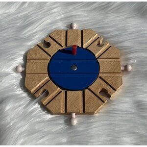 Melissa and Doug Wooden Railway 8-Way Turntable Switch Track Train